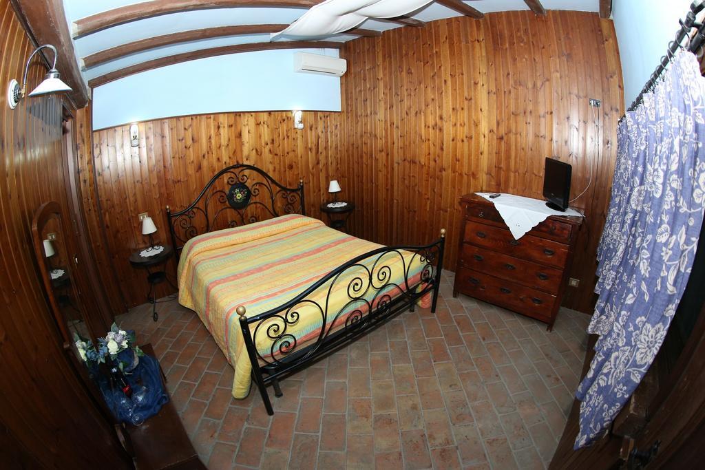 Monte Due Torri Agriturismo Eco-lodge Genzano di Roma Exterior foto
