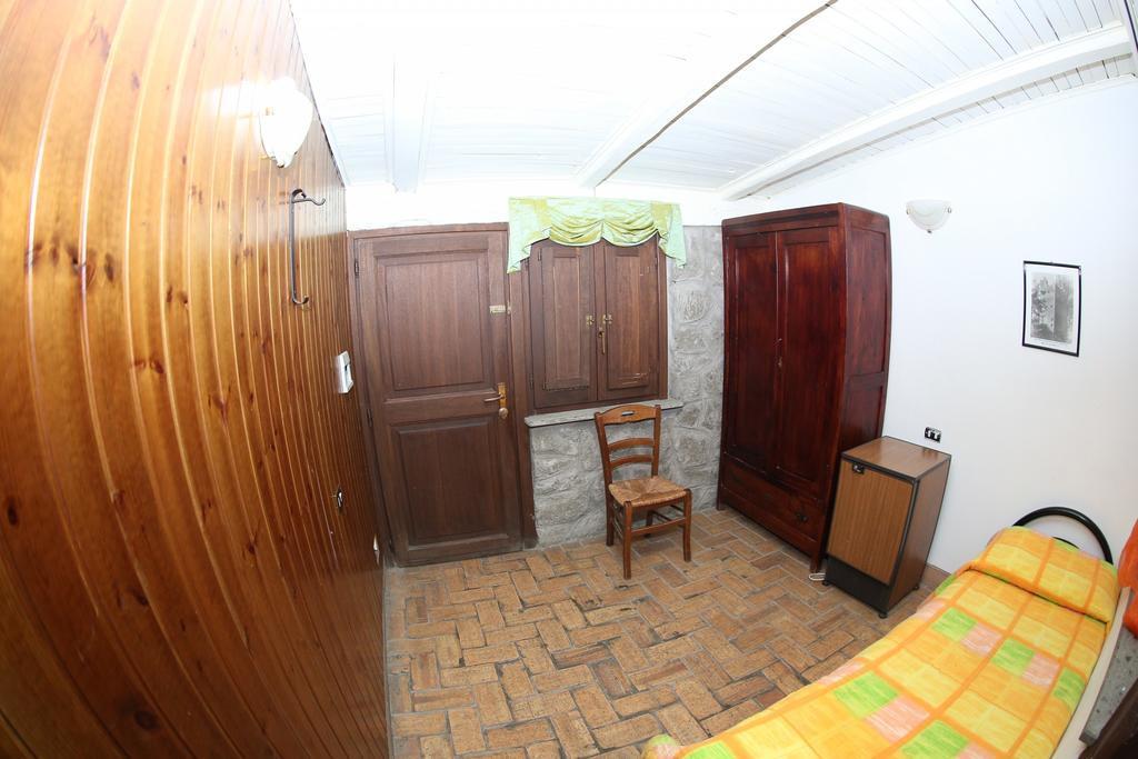 Monte Due Torri Agriturismo Eco-lodge Genzano di Roma Exterior foto