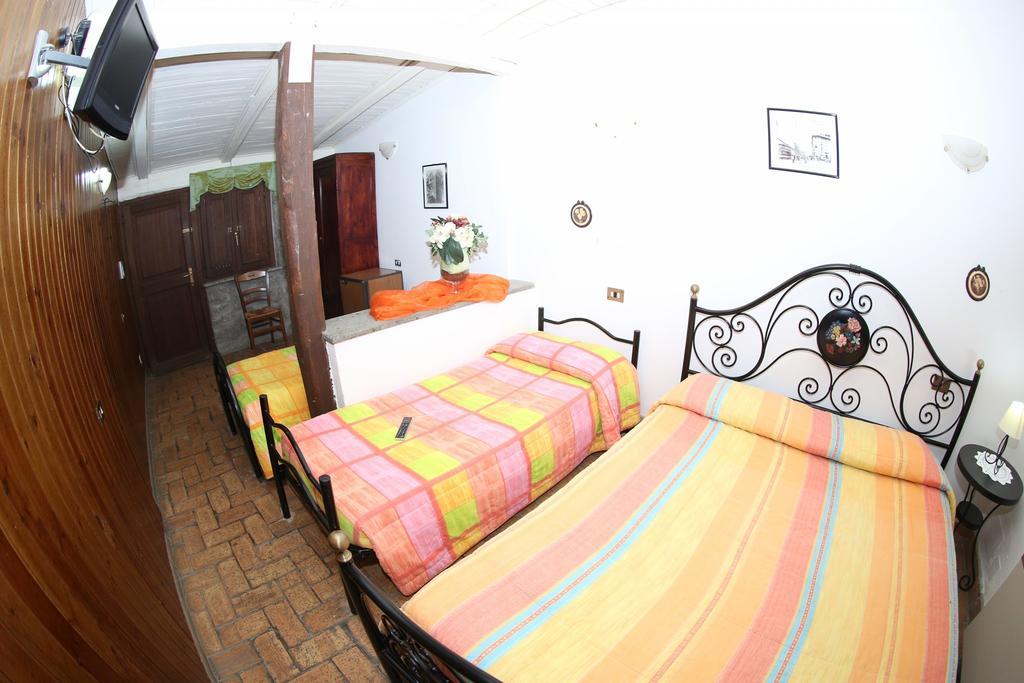 Monte Due Torri Agriturismo Eco-lodge Genzano di Roma Exterior foto