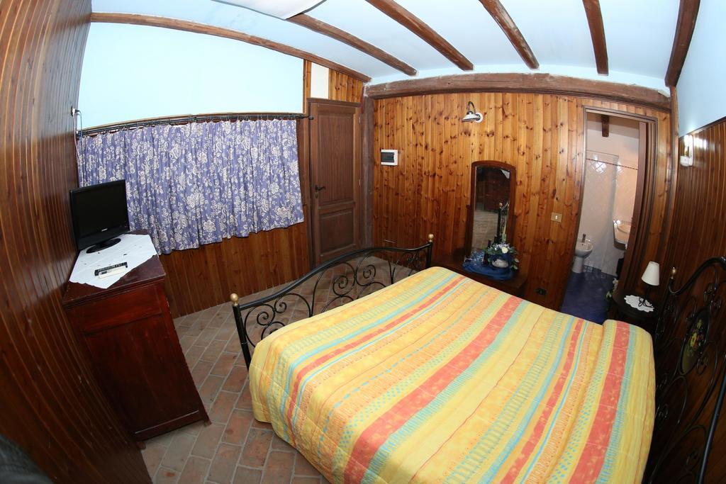 Monte Due Torri Agriturismo Eco-lodge Genzano di Roma Exterior foto
