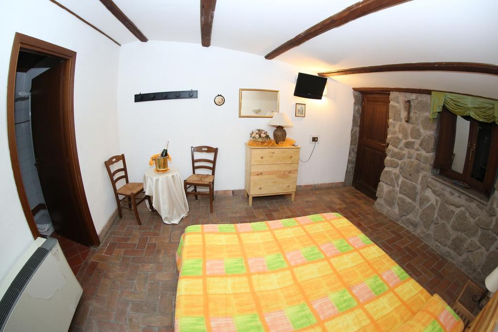 Monte Due Torri Agriturismo Eco-lodge Genzano di Roma Exterior foto