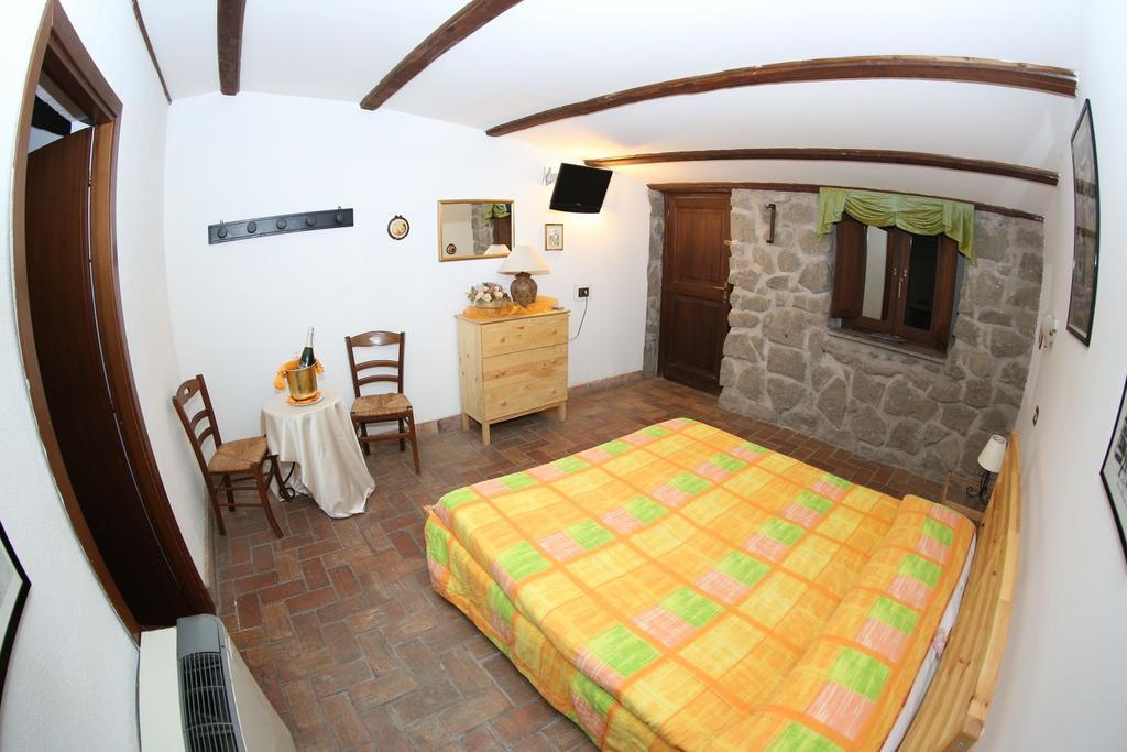 Monte Due Torri Agriturismo Eco-lodge Genzano di Roma Exterior foto